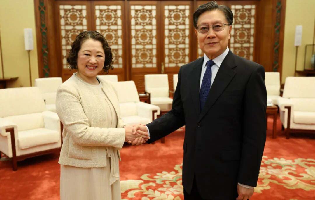 王東明會見日本工會總聯合會代表團